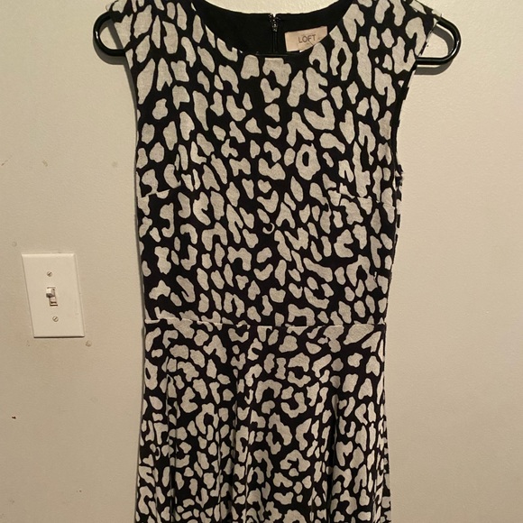 Cute little party dress - Picture 1 of 1